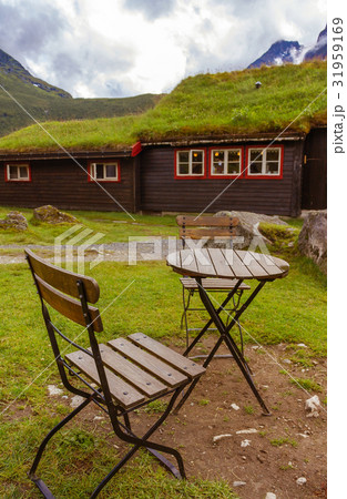 Relaxing Point in the norwegian mountain valley Relaxing Point in the norwegian mountain valley 31959169