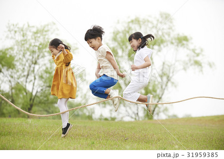 子供同士 子供のみ 子供だけ 31959385