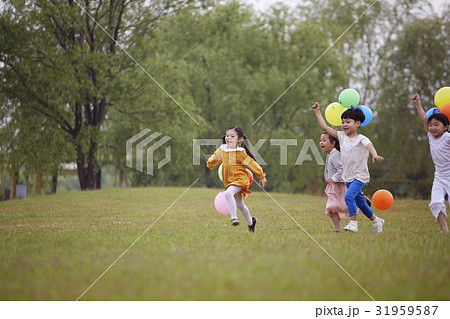 ランニング 走り 走る 31959587