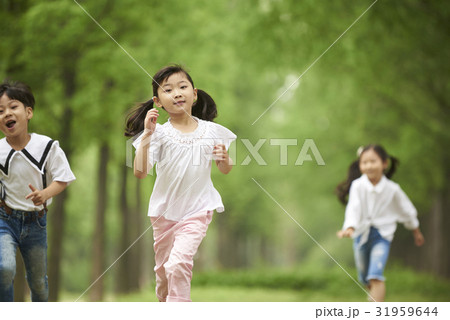 ランニング 走り 走る 31959644