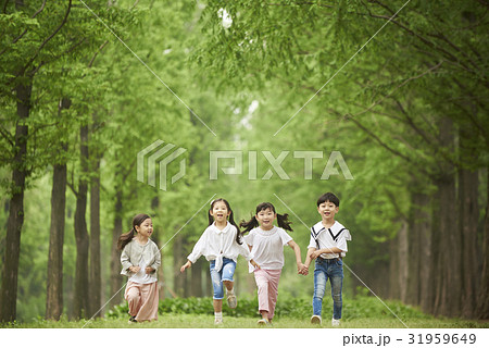 ランニング 走り 走る 31959649