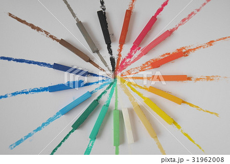 Colorful pastel crayons 31962008