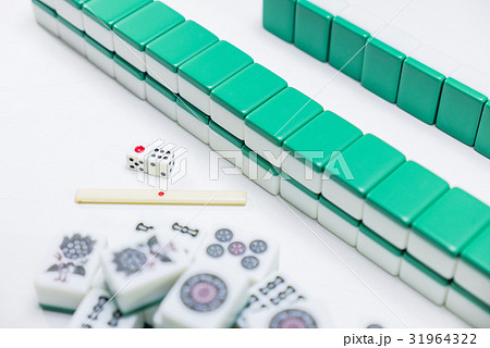 Mahjong the east asia game on white background 31964322