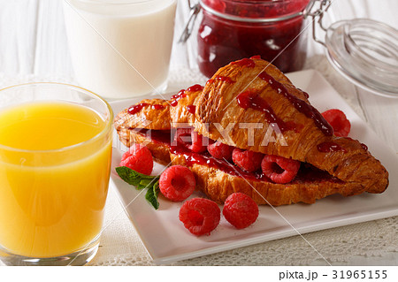 breakfast 31965155