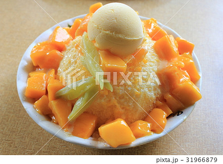 台湾名物・マンゴーかき氷 31966879