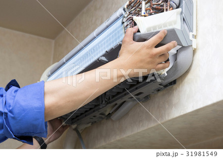 エアコンメンテナンス 31981549