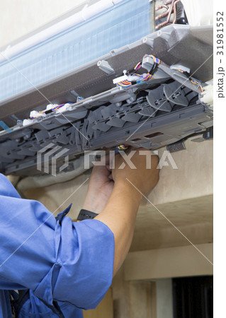 エアコンメンテナンス 31981552