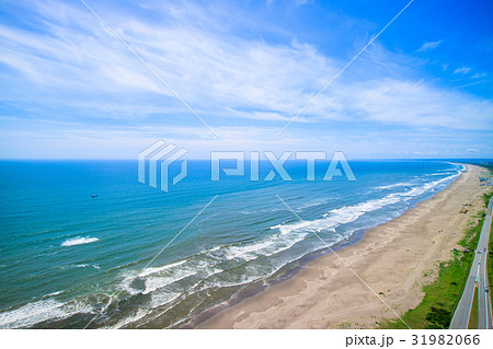 大網白里市のきれいな海岸線を空撮 大網白里市のきれいな海岸線を空撮 31982066