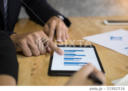 business man financial inspector and secretary  31982516