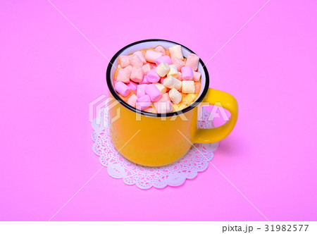 Yellow mug with cocoa Yellow mug with cocoa 31982577