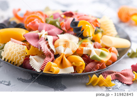 raw pasta raw pasta 31982845