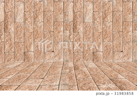 Ownership of picture is SUJIN SURAKOON 31983858