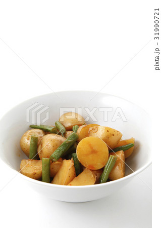 新ジャガとインゲン豆の煮もの豆板醤いりハイアングル 31990721