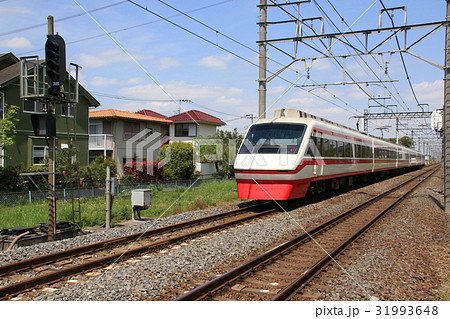 東武スカイツリーラインを走る電車の写真素材