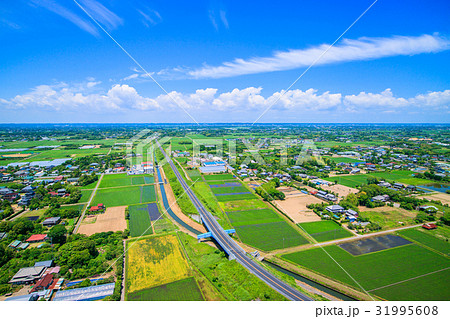 大網白里市　九十九里町の九十九里有料道路付近を空撮 31995608