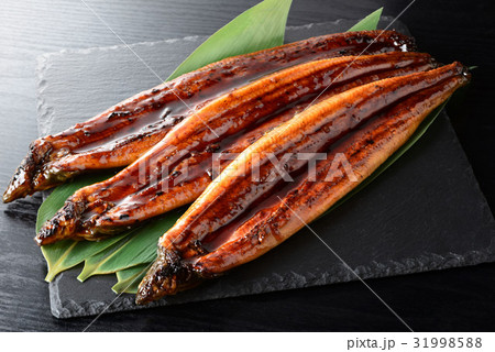 うなぎの蒲焼き 31998588