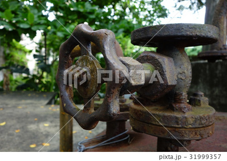 バルブ 消火栓 屋外消火栓 31999357