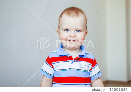 Little boy at home Little boy at home 32001085
