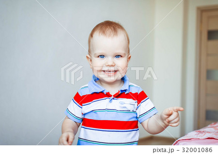 Little boy at home Little boy at home 32001086