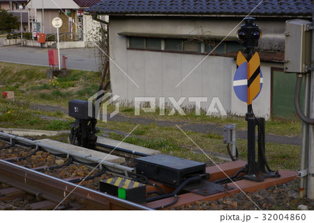 転轍機標識と転轍転換器の写真素材 [32004860] - PIXTA