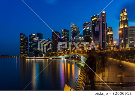 Singapore skyline and illuminated financial 32006912