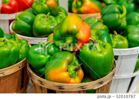 Fresh yellow, orange, green and red organic Fresh yellow, orange, green and red organic 32010767