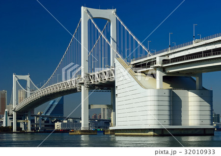 東京都港区　レインボーブリッジ 32010933