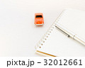 車　ノート　ペン 32012661