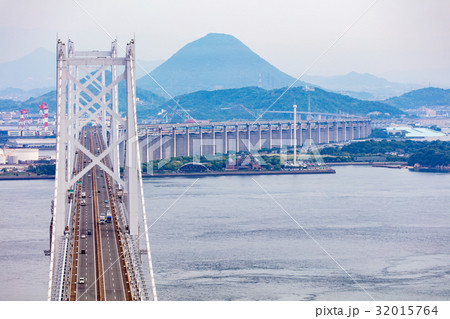瀬戸大橋【北備讃瀬戸大橋主塔より】 瀬戸大橋【北備讃瀬戸大橋主塔より】 32015764