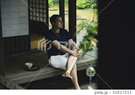 日本旅行をするフランス人 32017215