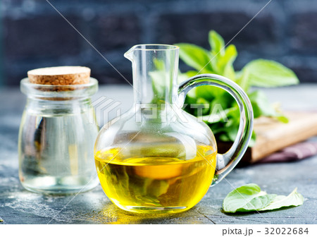 mint oil mint oil 32022684