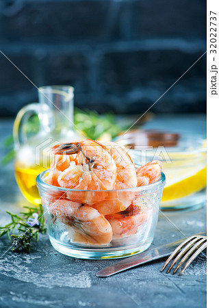 boiled shrimps boiled shrimps 32022737
