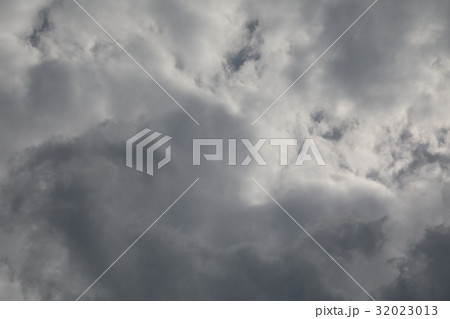 雨雲 雨雲 32023013