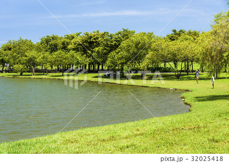 beautiful city park in Tainan, Taiwan 32025418