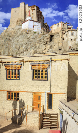 Leh Palace 32025602
