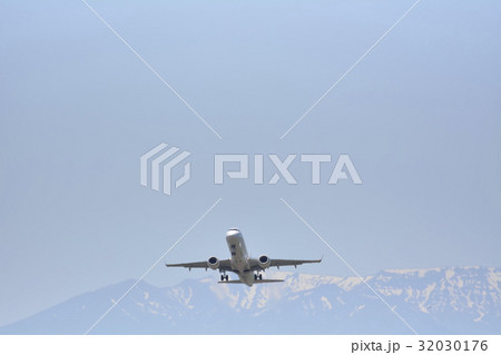 蔵王山と仙台空港 蔵王山と仙台空港 32030176