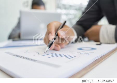 business people working and analyzing data 32036037
