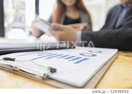Business people meeting working for discussing 32036040