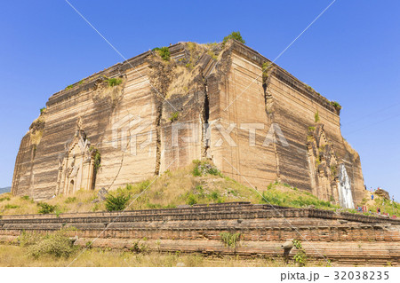 Mingun Pahtodawgyi Temple in Mandalay 32038235