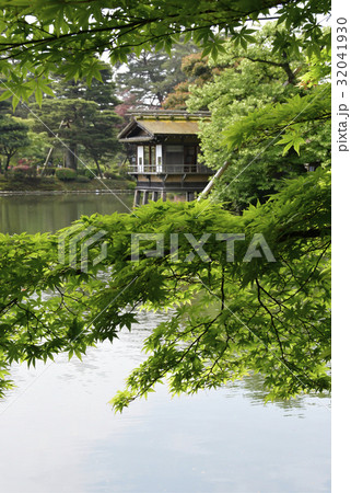 兼六園内橋亭 32041930