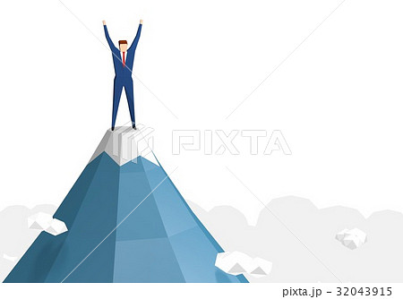山頂で喜ぶビジネスマン 山頂で喜ぶビジネスマン 32043915