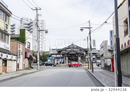 中央線高尾駅北口 32044136