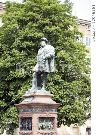 Statue of Christoph Duke of Wuerttemberg on Caste Statue of Christoph Duke of Wuerttemberg on Caste 32046261