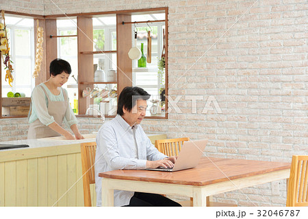 在宅ワーク ライフスタイル 在宅ワーク ライフスタイル 32046787