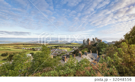 Harlech Castle at sunrise 32048556