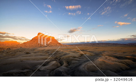 Factory Butte 32049616