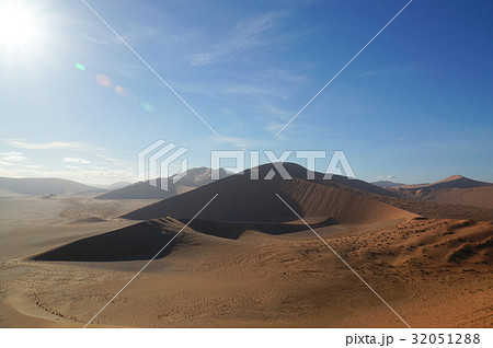 ナミブ砂漠 砂丘 デューン45からの景色 32051288