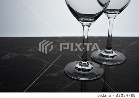 ワイングラス 32054789