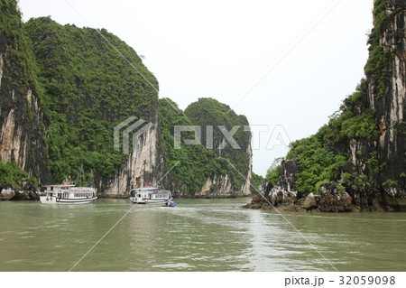 ベトナム・ハロン湾 ベトナム・ハロン湾 32059098