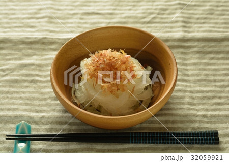 オニオンスライス 32059921